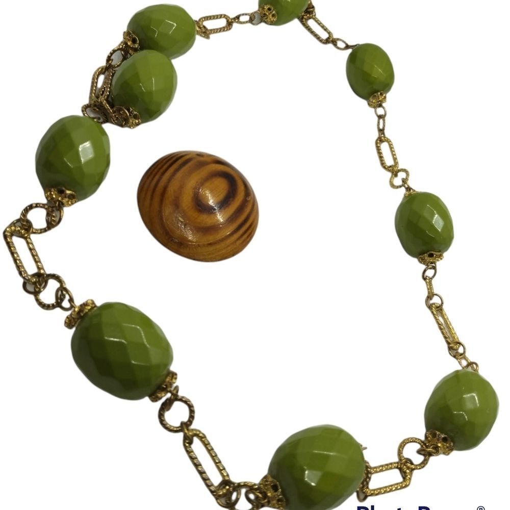 Green jumbo beaded crystal‎ necklace